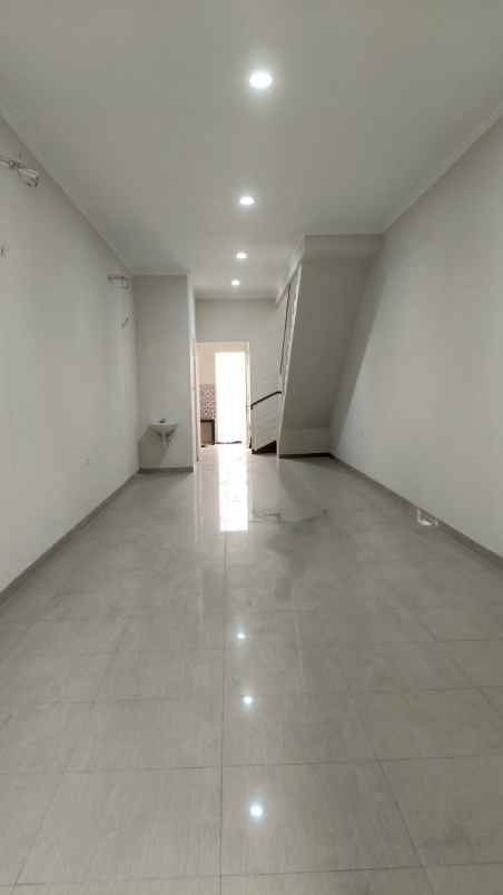 dijual ruko gudang kantor jemursari