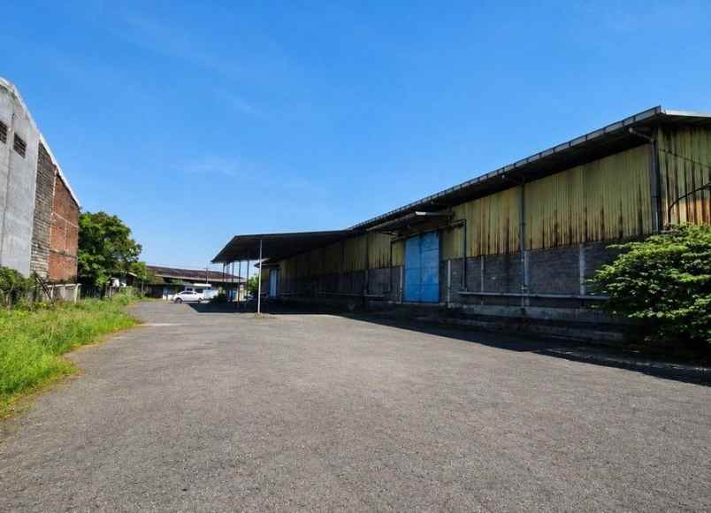dijual ruko gudang kantor jl raya margomulyo