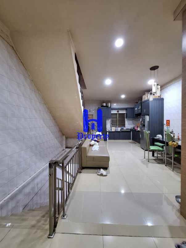 dijual ruko gudang kantor komplek cemara asri jalan