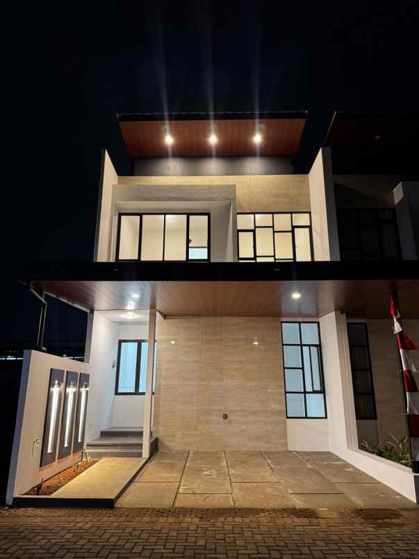 dijual rumah 2 lantai lokasi favorit di bekasi