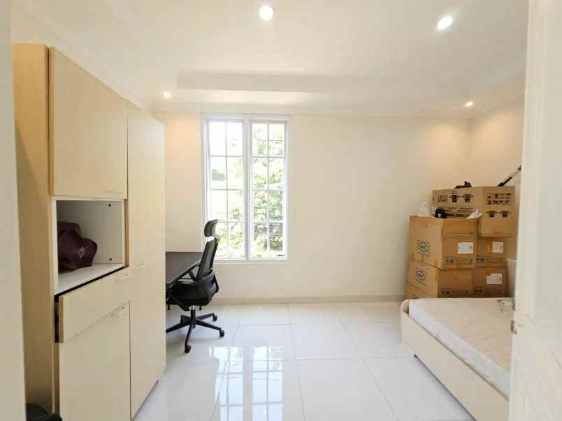 dijual rumah alamanda residence bambu