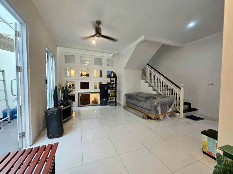 dijual rumah alamanda residence bambu