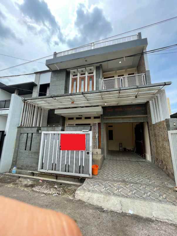 dijual rumah antapani babakan sari
