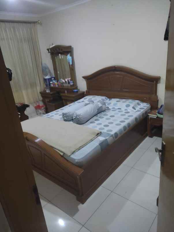 dijual rumah antapani jl biak fakfak