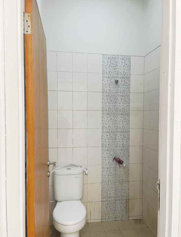 dijual rumah arcamanik