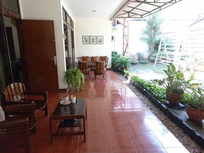 dijual rumah area gayung kebonsari surabaya