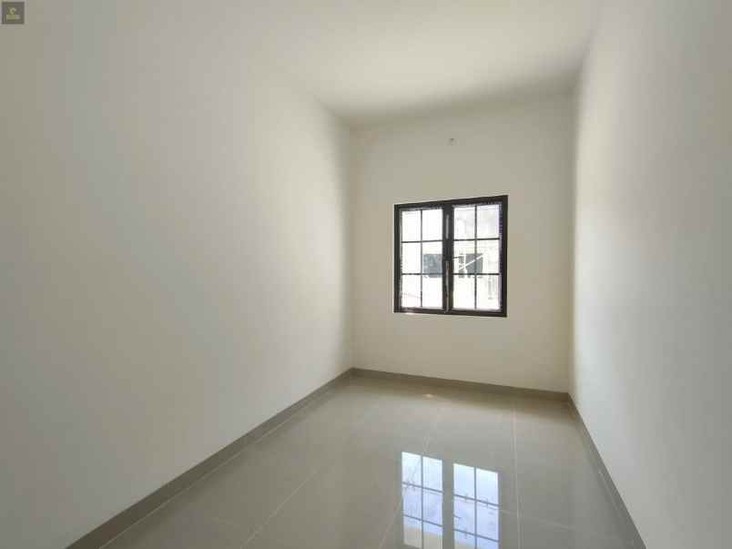 dijual rumah baru babakan setu