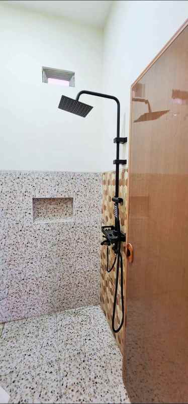 dijual rumah baru lokasi pandanlandung malang