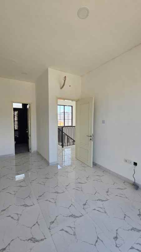 dijual rumah bintaro