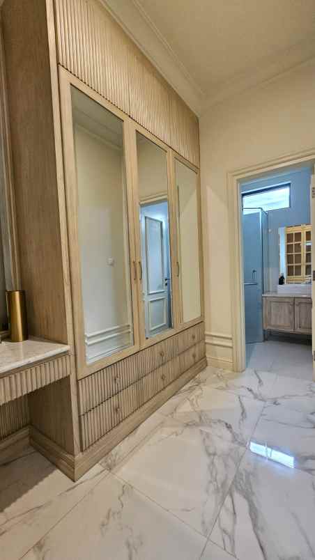 dijual rumah bintaro