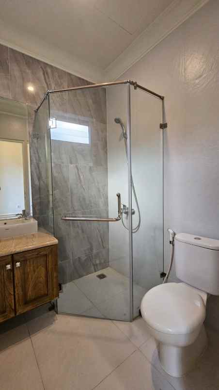 dijual rumah bintaro