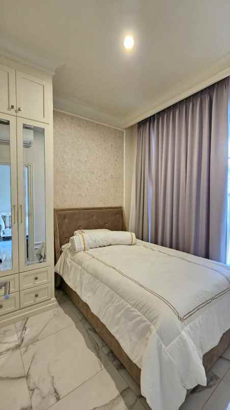 dijual rumah bintaro