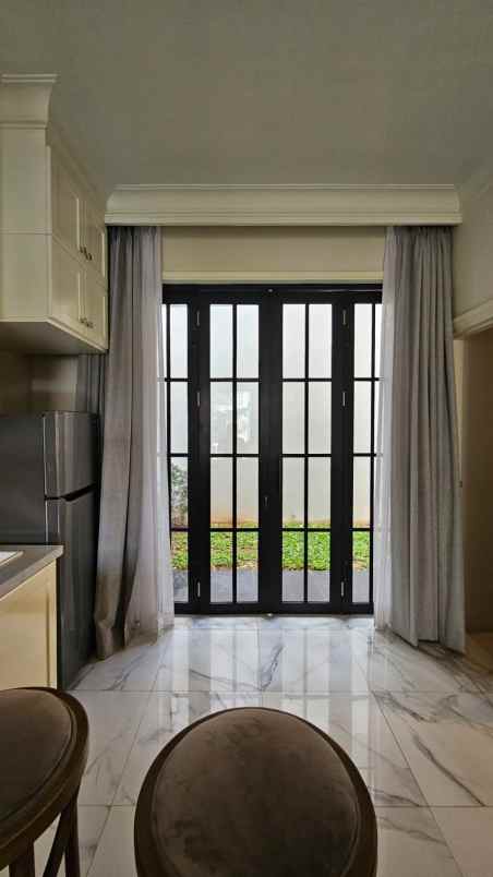 dijual rumah bintaro