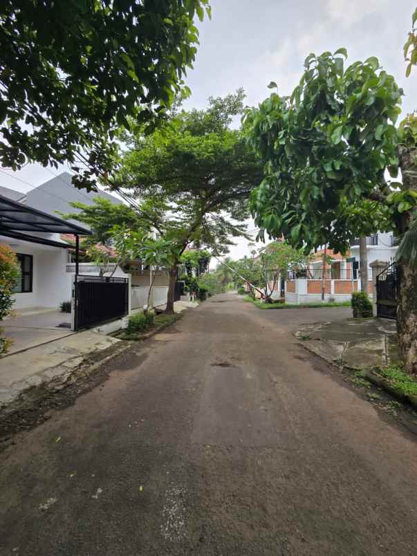 dijual rumah bintaro jaya sektor 5
