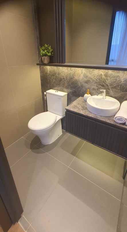 dijual rumah blackslate homes lippo