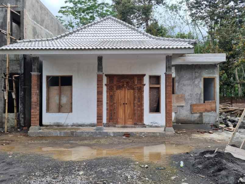 dijual rumah borobudur