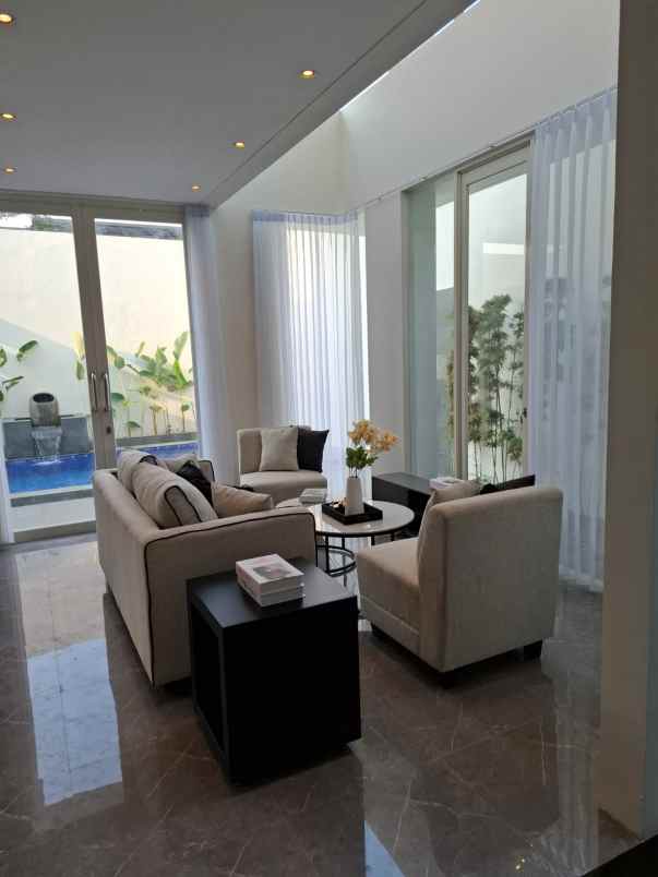 dijual rumah bukit golf citraland