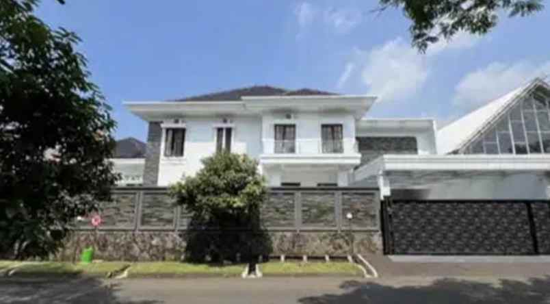 dijual rumah bukit nirwana residence