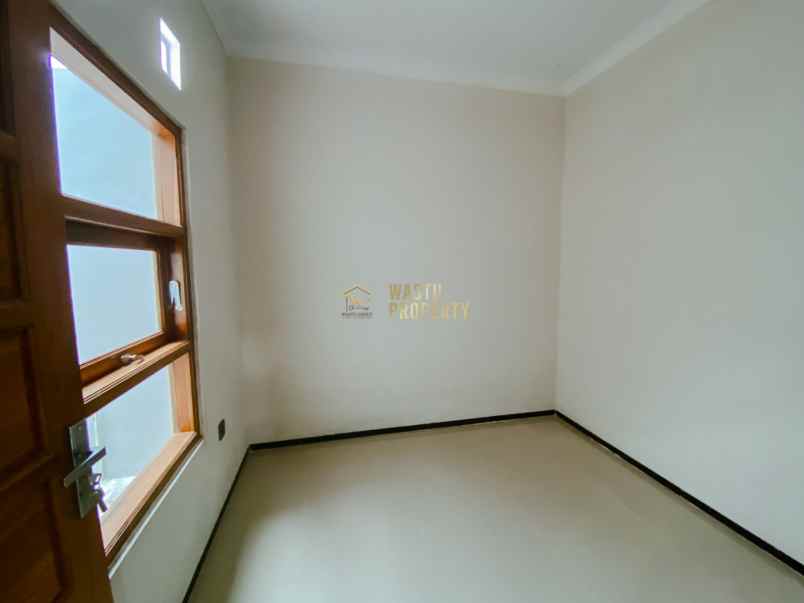 dijual rumah cantik desain modern di kalasan