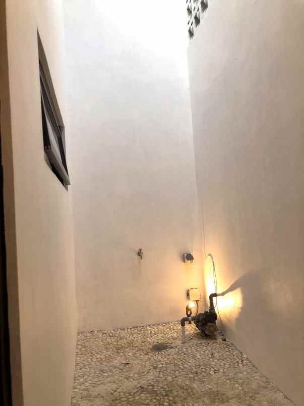 dijual rumah caturharjo