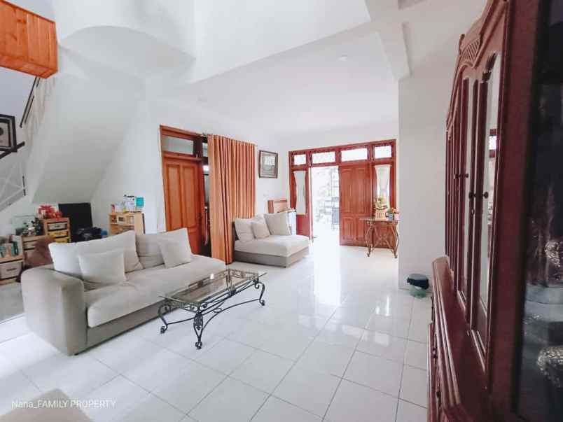 dijual rumah cidodol