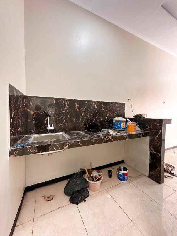 dijual rumah cijantung