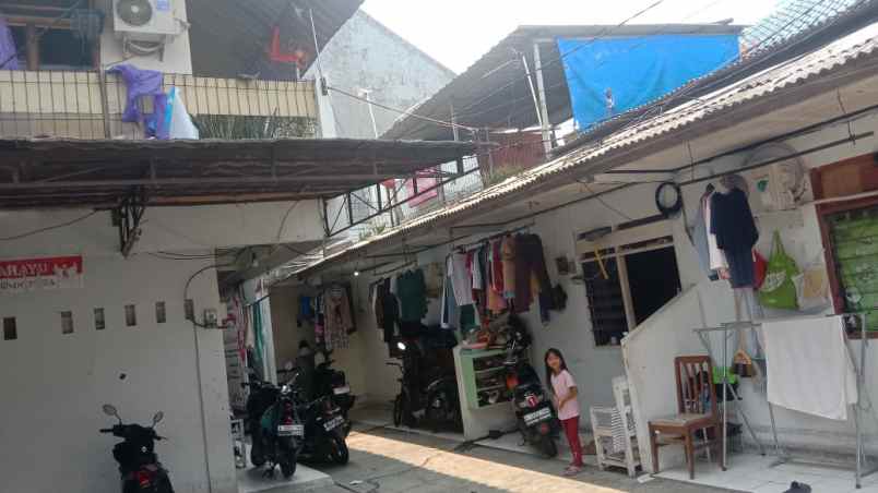 dijual rumah cikini