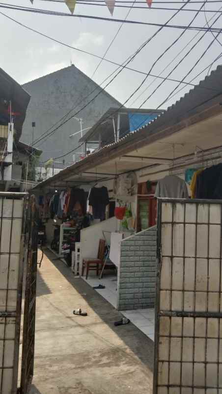 dijual rumah cikini
