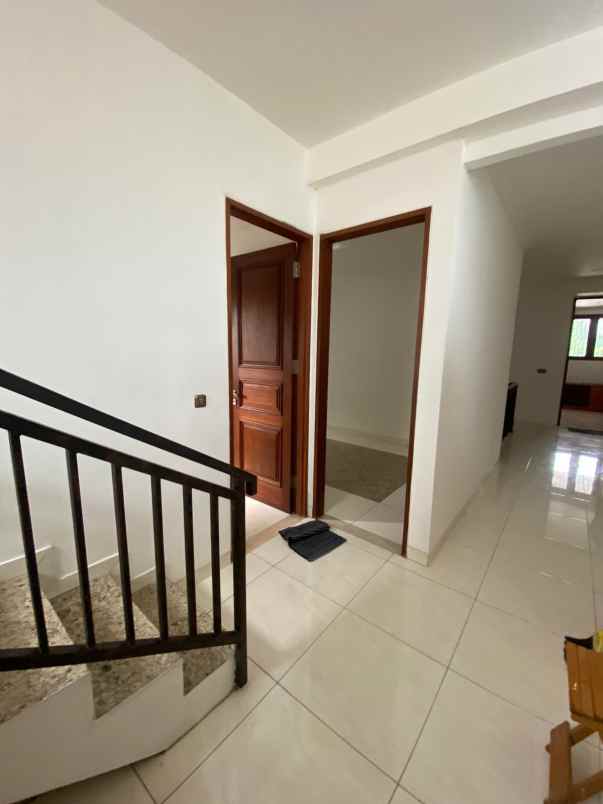 dijual rumah cilandak kko jaksel