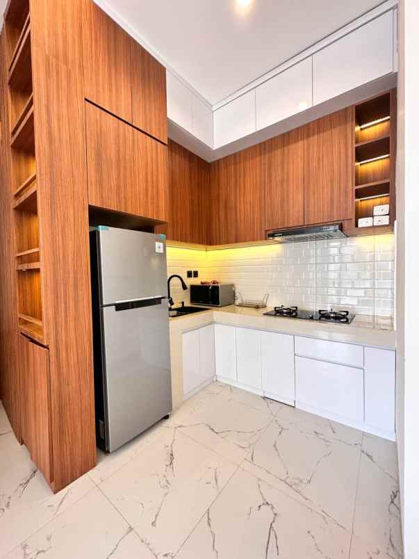 dijual rumah cilangkap cipayung