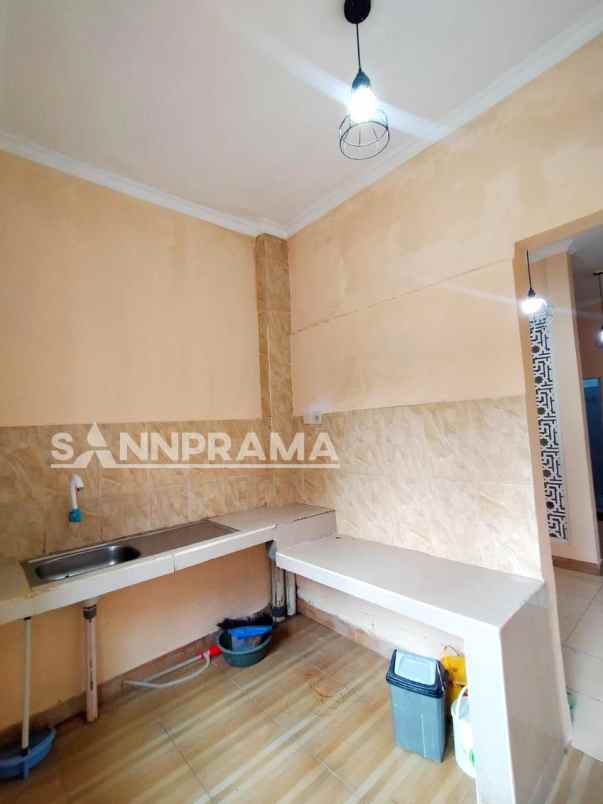 dijual rumah cinangka