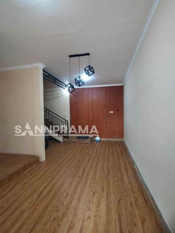 dijual rumah cinangka