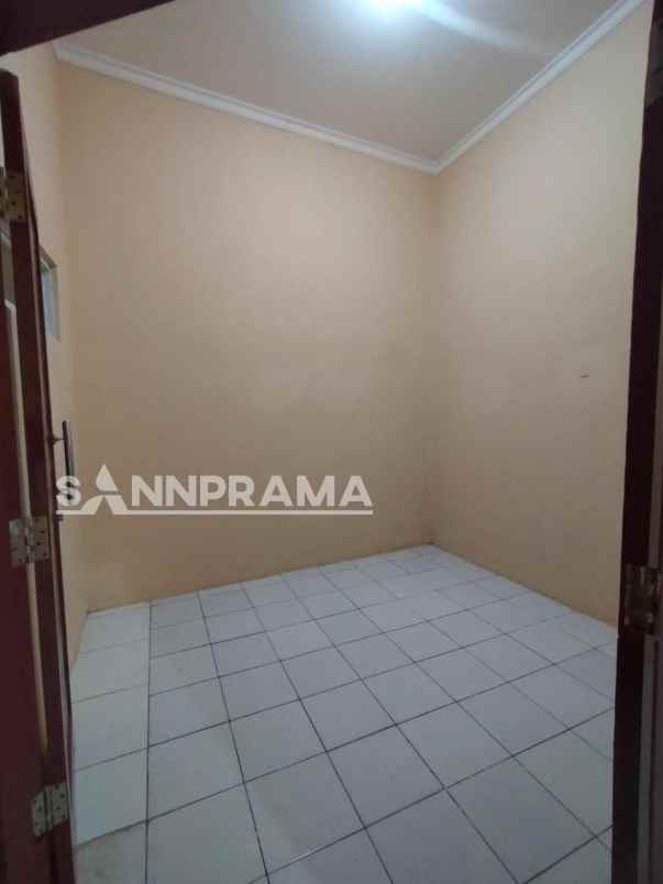dijual rumah cinangka