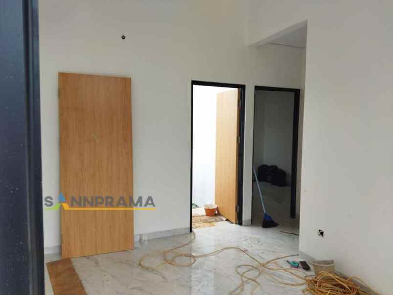 dijual rumah cipayung depok
