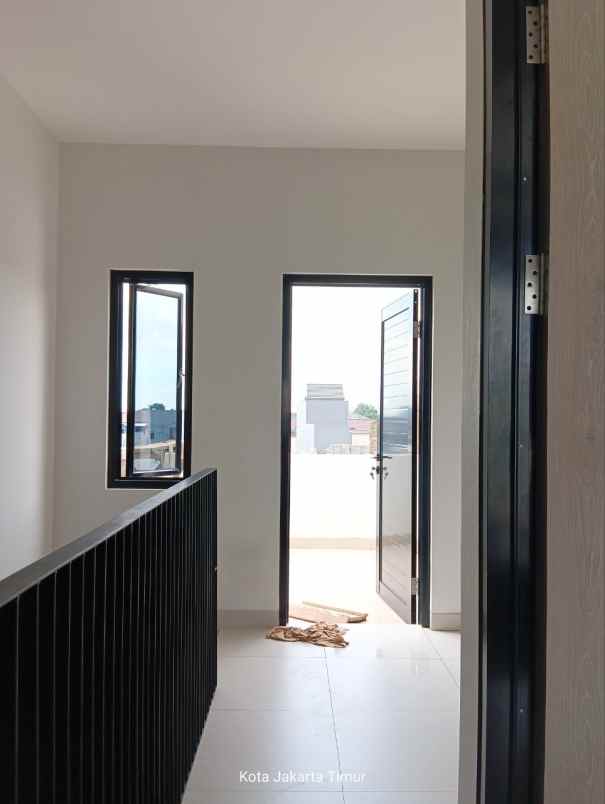 dijual rumah cipayung jaktim