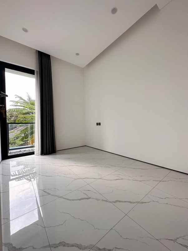 dijual rumah cipinang