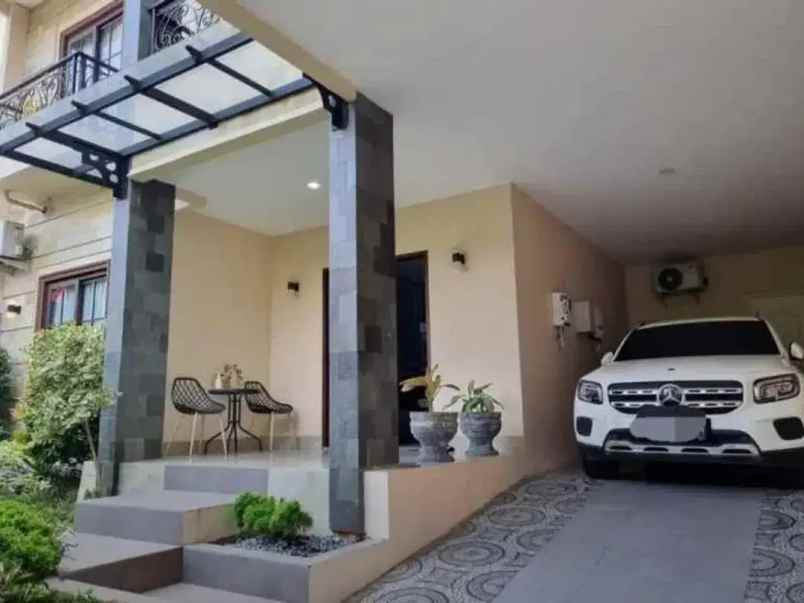 dijual rumah cipinang indah