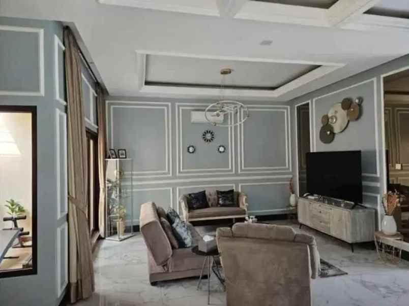 dijual rumah cipinang indah