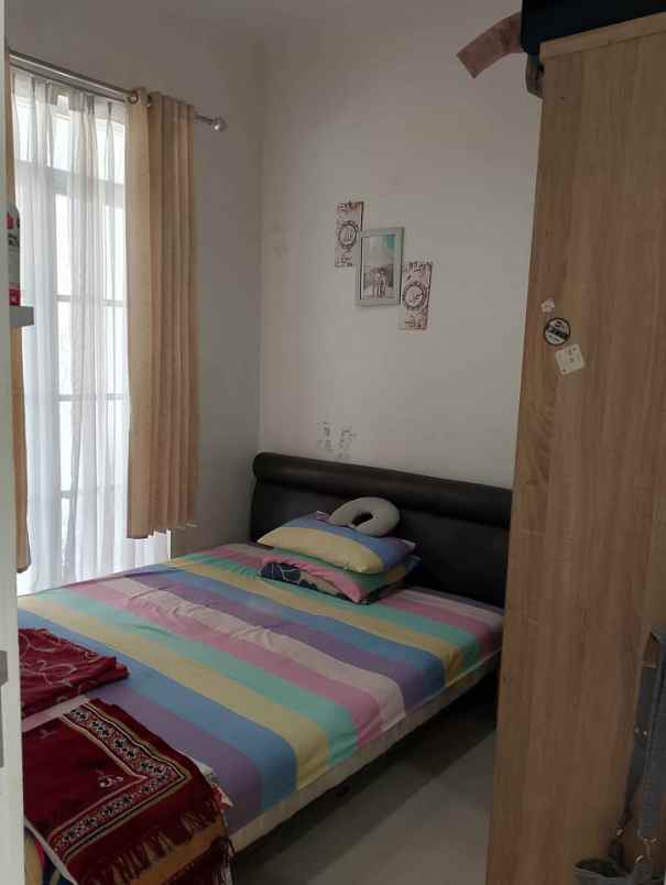 dijual rumah cisaranten arcamanik