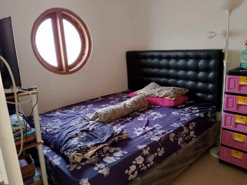 dijual rumah cisaranten arcamanik