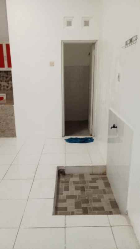 dijual rumah citra amanda garden