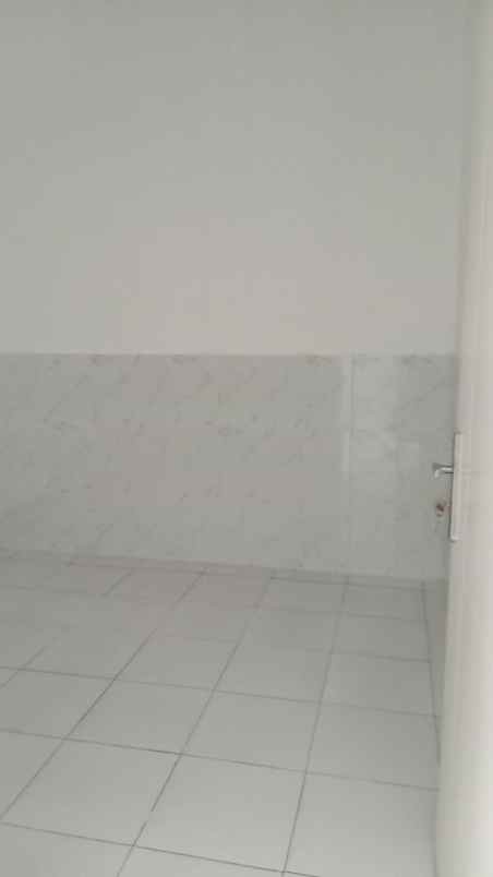 dijual rumah citra amanda garden