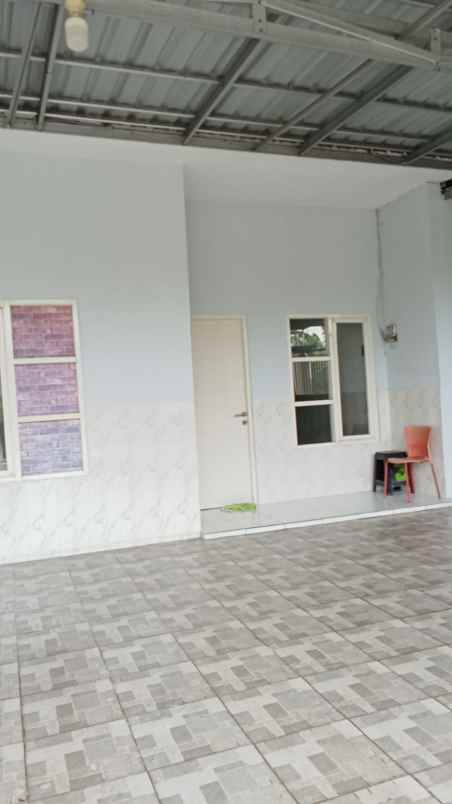 dijual rumah citra amanda garden