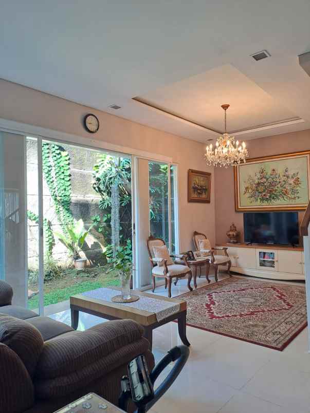 dijual rumah citragran cibubur