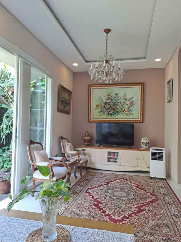 dijual rumah citragran cibubur