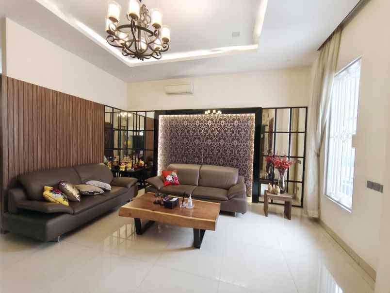 dijual rumah cluster bahamas kenangan