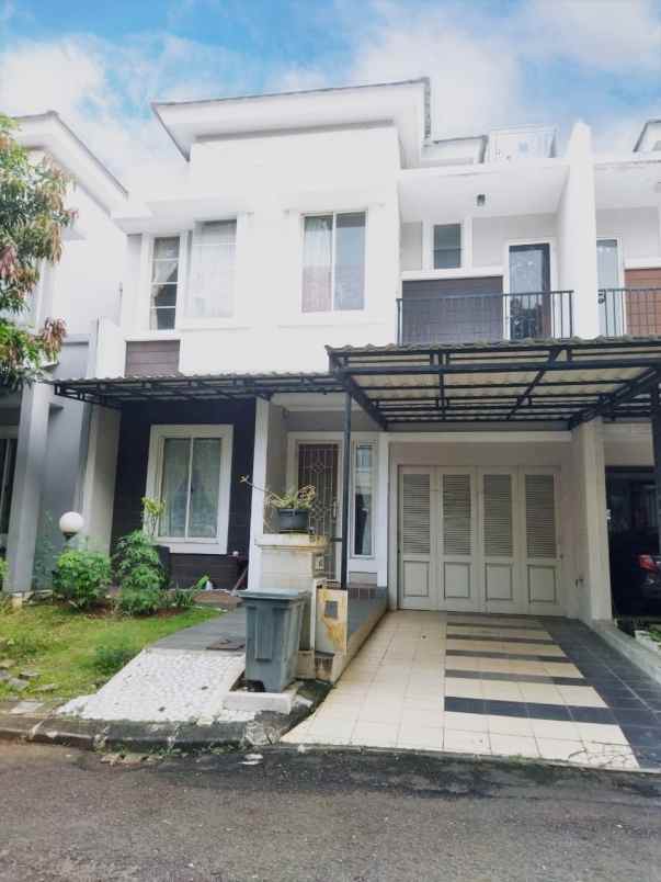 dijual rumah cluster chalcedony