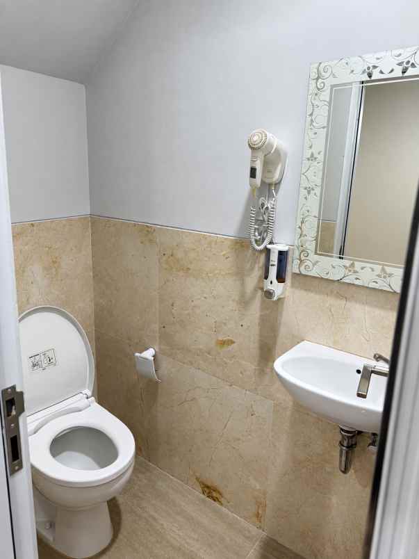 dijual rumah cluster eropa sedayu city