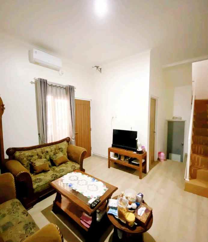 dijual rumah cluster grand armina