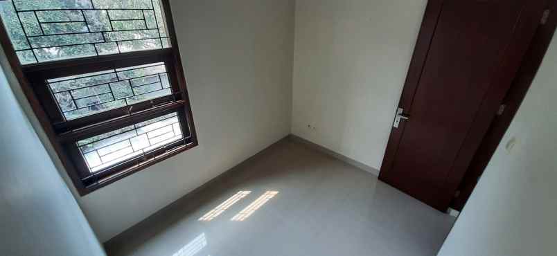 dijual rumah cluster green pitara jl